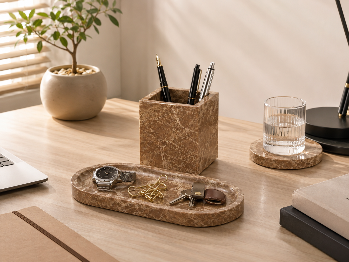 Retro Natural Marble Tray Set detail