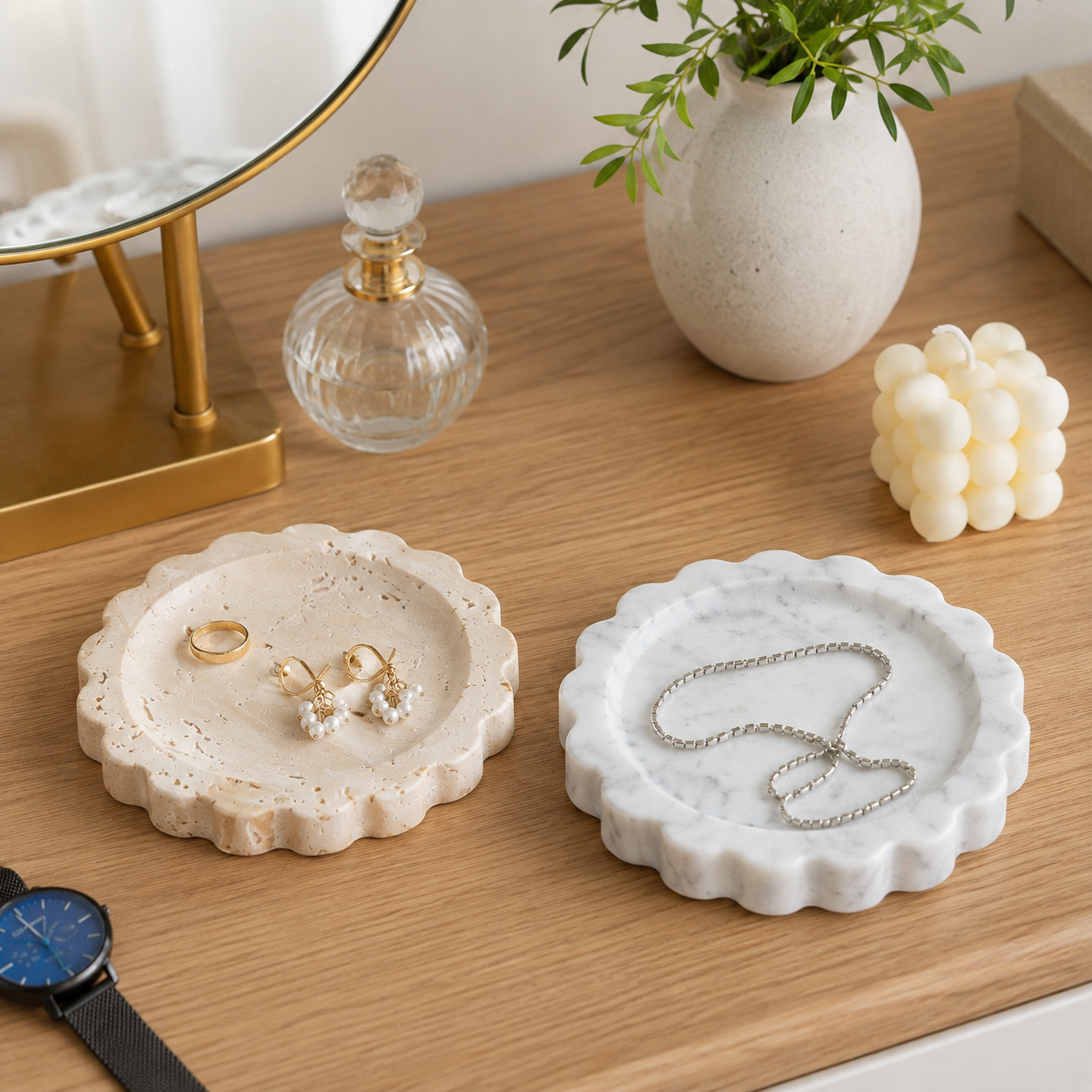 French Vintage Scalloped Marble Tray — 15cm Round Decorative Catchall (2 Stones)